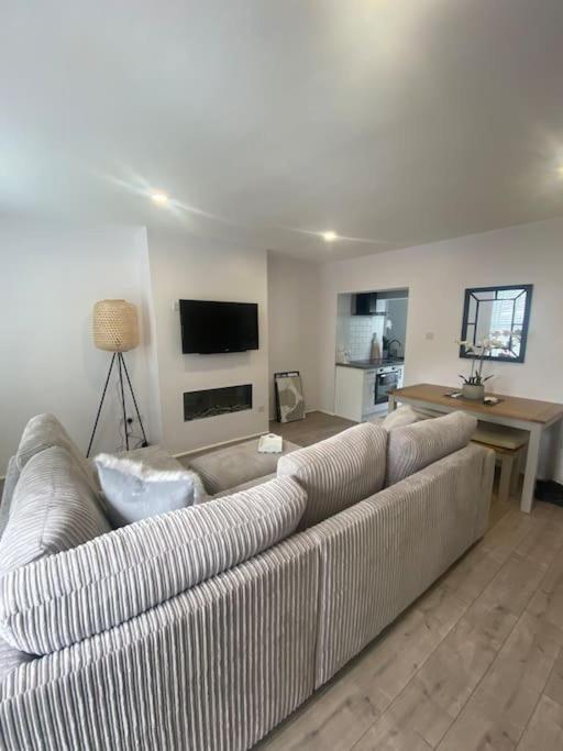 Quay Cottage Parkgate  ภายนอก รูปภาพ